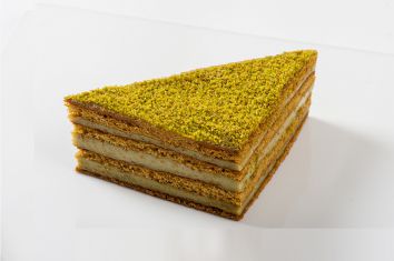 PASTANBUL BALLI FISTIKLI 160 GR  12 DİLİM
